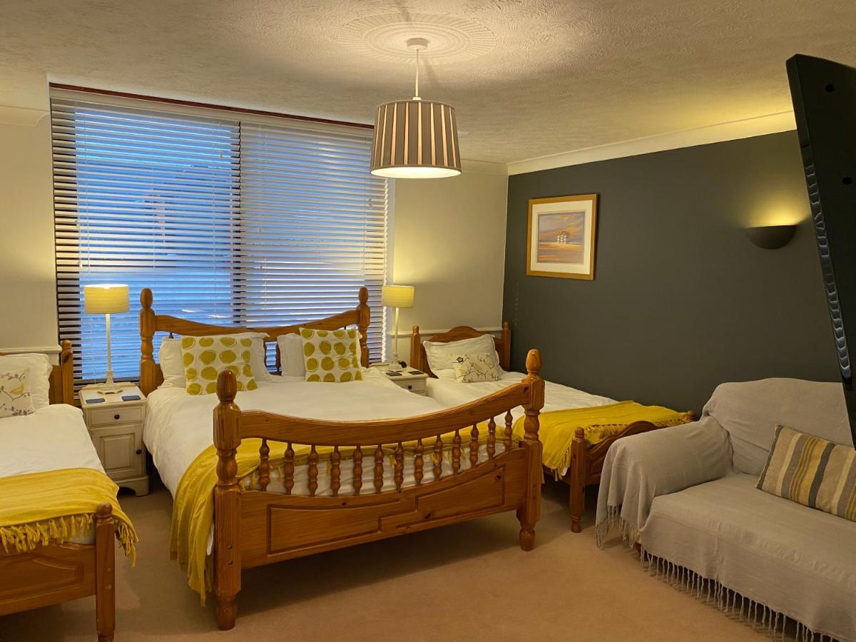 Blackthorn Farm Bed and Breakfast Holyhead Eksteriør billede