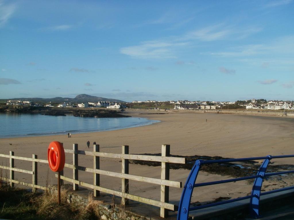 Blackthorn Farm Bed and Breakfast Holyhead Eksteriør billede