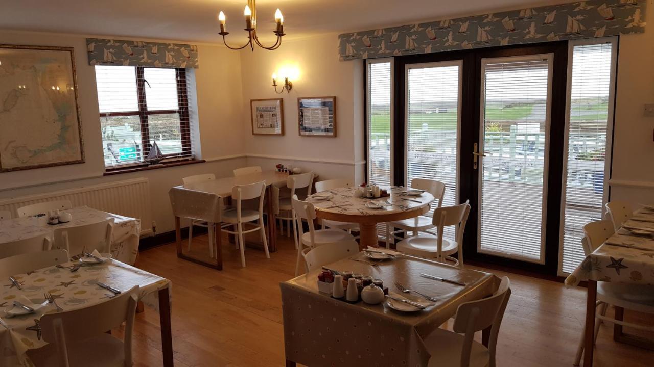 Blackthorn Farm Bed and Breakfast Holyhead Eksteriør billede