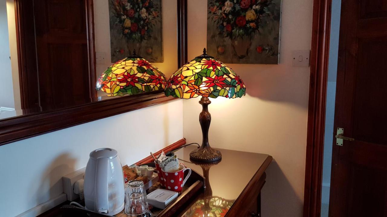 Blackthorn Farm Bed and Breakfast Holyhead Eksteriør billede