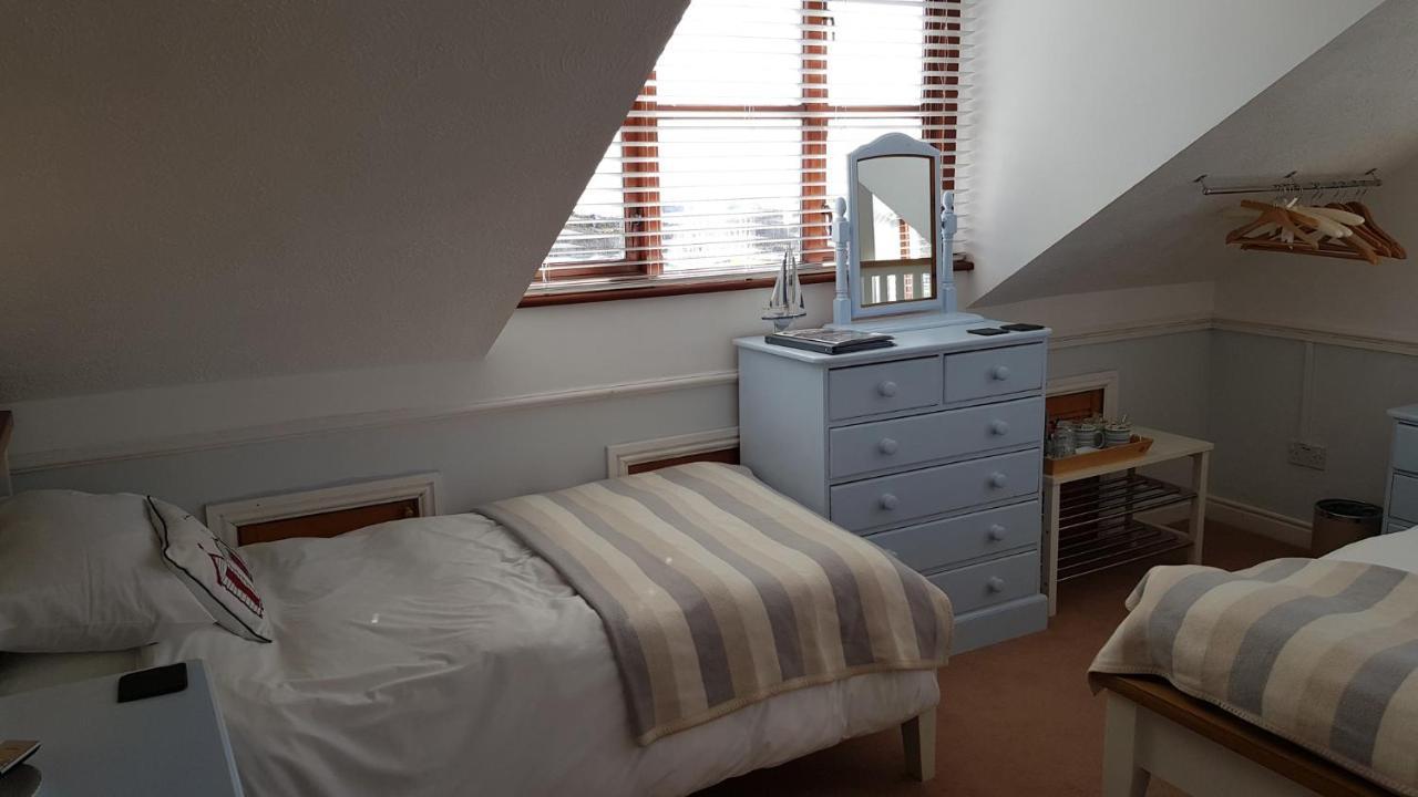 Blackthorn Farm Bed and Breakfast Holyhead Eksteriør billede